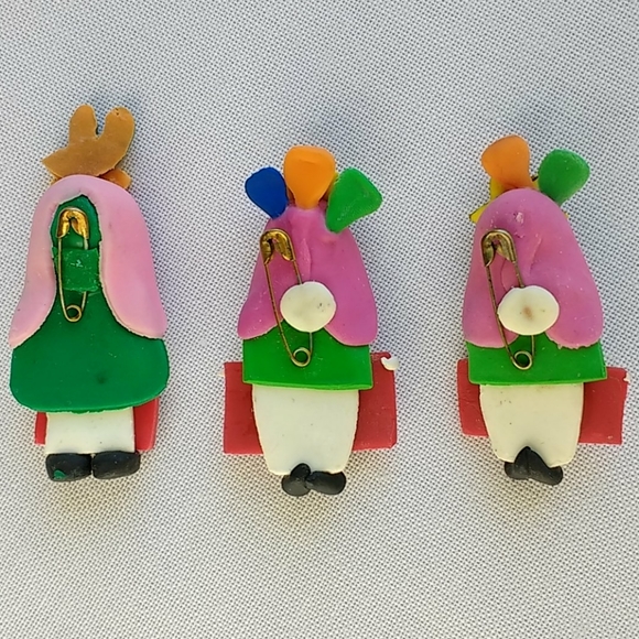 Trio of doll pins 3/$20.00 - Picture 2 of 2